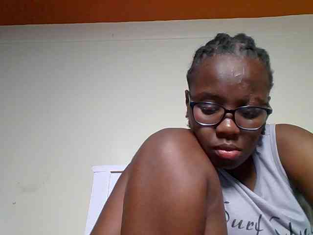 Sweetariah1 webcam