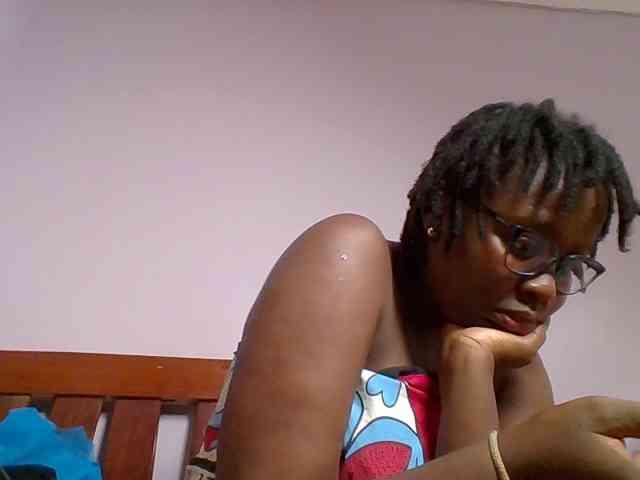 Sweetariah1 webcam