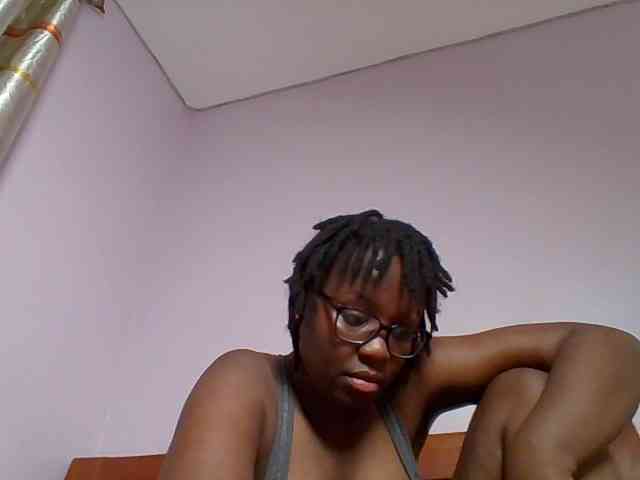 Sweetariah1 webcam