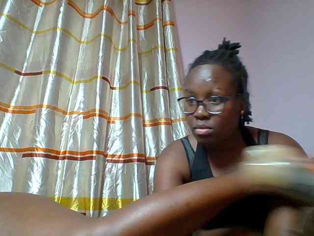 Sweetariah1 webcam