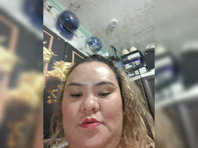 Jecel, live now on BongaCams