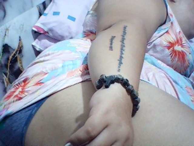 Jecel live cam on BongaCams
