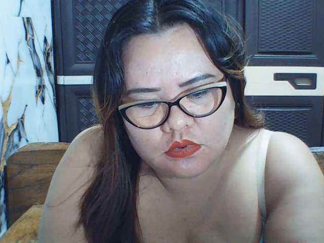 Jecel live cam on BongaCams