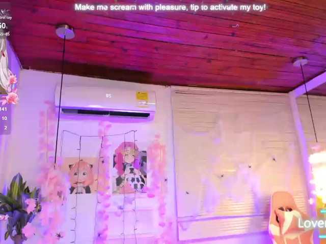 Nami-Molly live cam on BongaCams