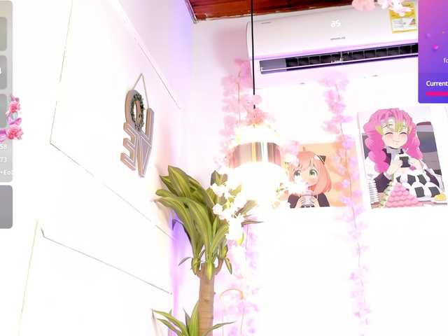 Nami-Molly live cam on BongaCams