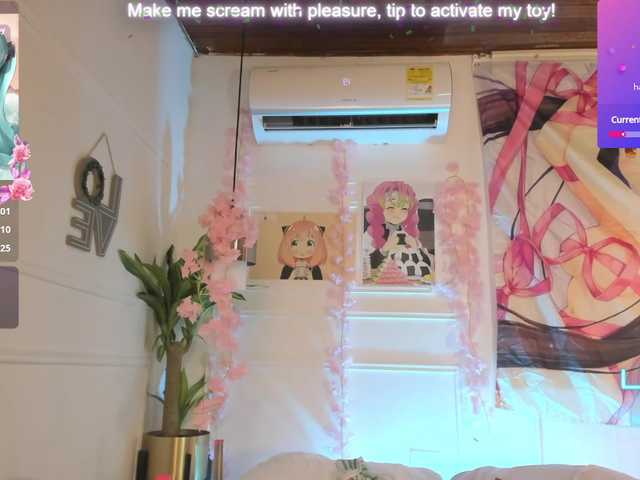 Nami-Molly live cam on BongaCams