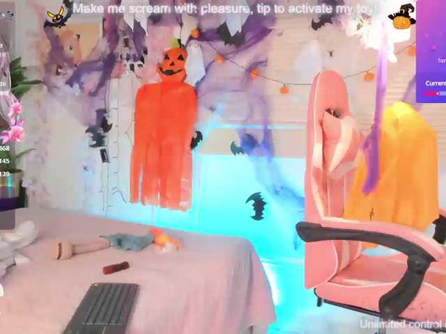 Nami-Molly, live now on BongaCams