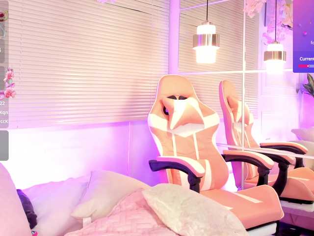 Nami-Molly live cam on BongaCams