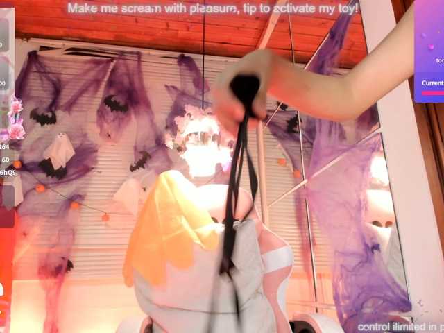 Nami-Molly live cam on BongaCams
