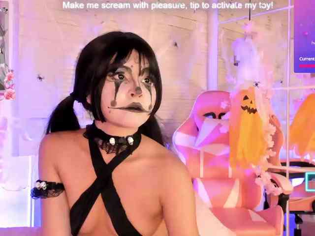 Nami-Molly webcam