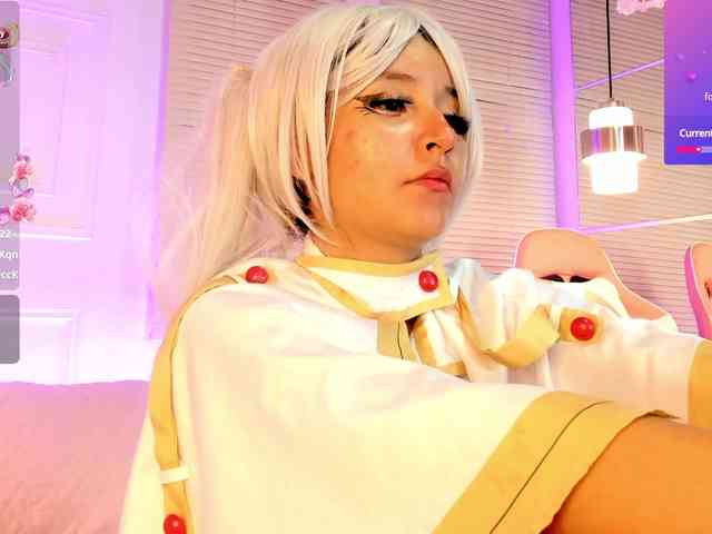 Model: Nami-Molly