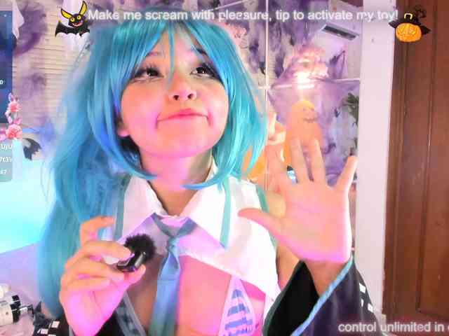 Nami-Molly