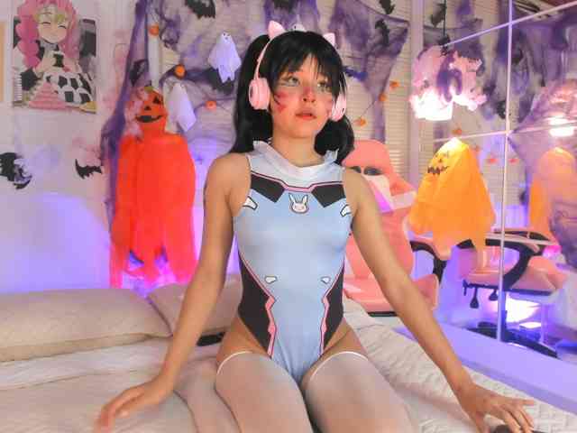 Nami-Molly