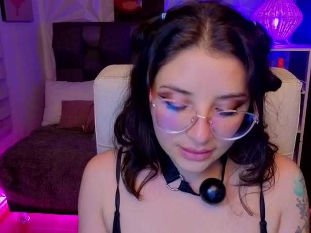 phoenixx777 live webcam show