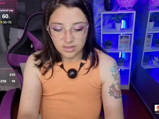 phoenixx777 live cam on BongaCams