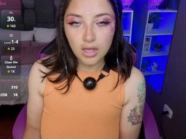 phoenixx777, en vivo ahora en BongaCams
