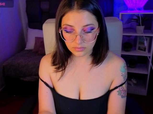 phoenixx777 live webcam show