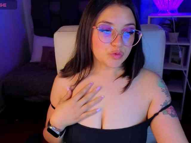 phoenixx777 webcam
