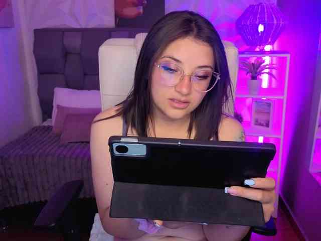 phoenixx777 webcam