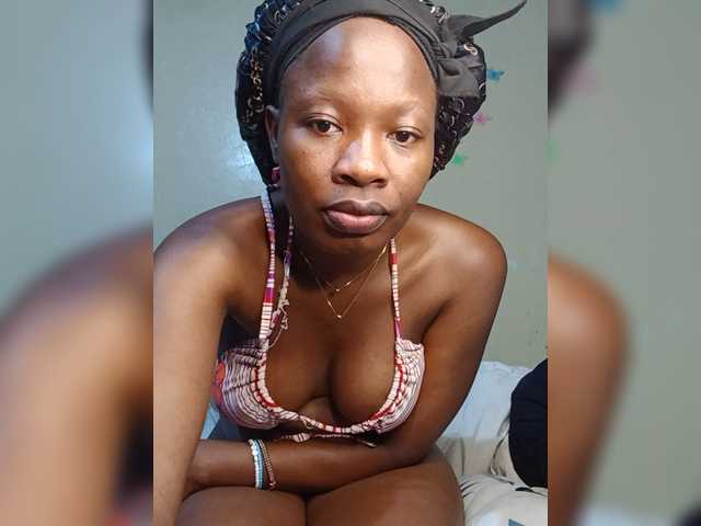 Exoticbliss1 live cam on BongaCams