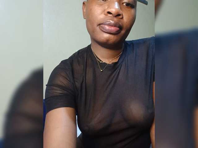 Exoticbliss1 live cam on BongaCams