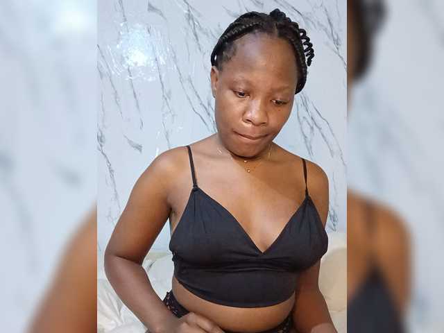 Exoticbliss1 live cam on BongaCams