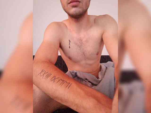 Johnathan-1 Sex Cam Show