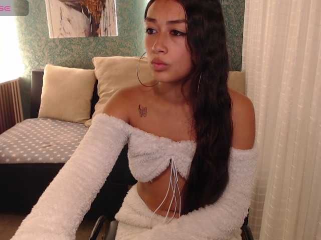 Miidnightt-Dessire