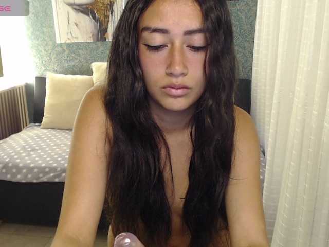 Miidnightt-Dessire live cam on BongaCams