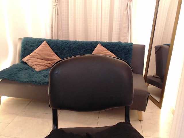Miidnightt-Dessire live cam on BongaCams