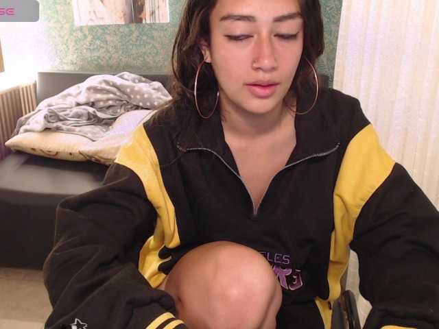 Miidnightt-Dessire live cam on BongaCams