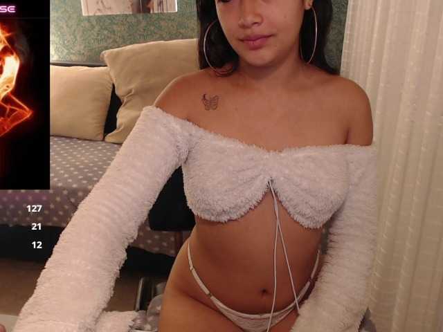 Miidnightt-Dessire live cam on BongaCams