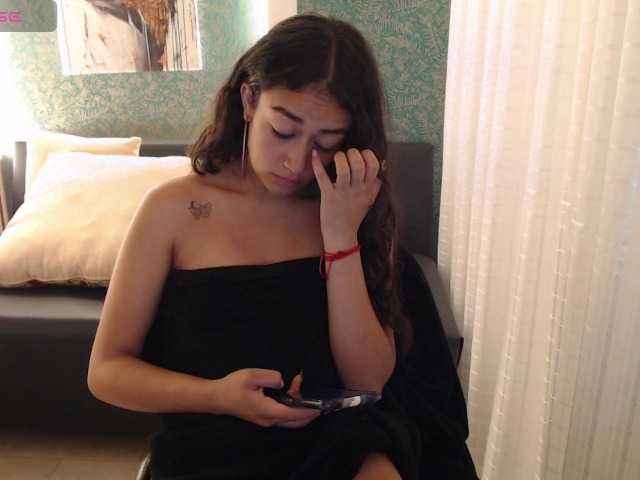 Miidnightt-Dessire
