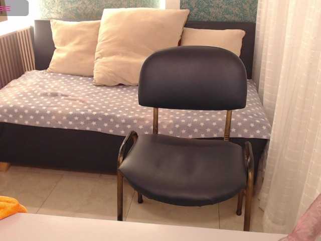 Miidnightt-Dessire live cam on BongaCams