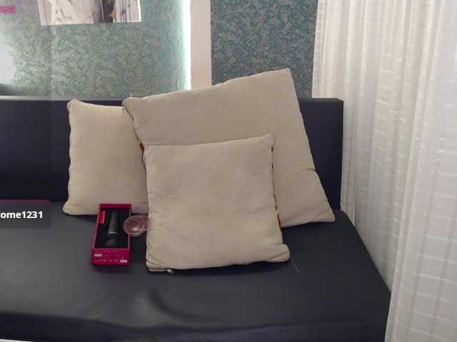 Miidnightt-Dessire live cam on BongaCams