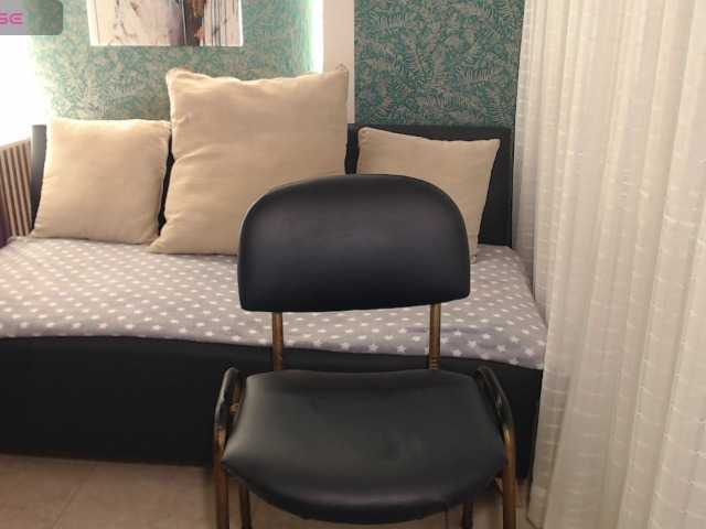 Miidnightt-Dessire live cam preview