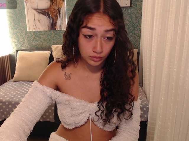 Miidnightt-Dessire live cam on BongaCams
