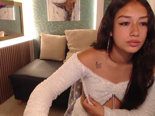 Miidnightt-Dessire live cam on BongaCams