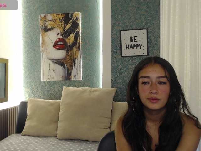 Miidnightt-Dessire live cam on BongaCams