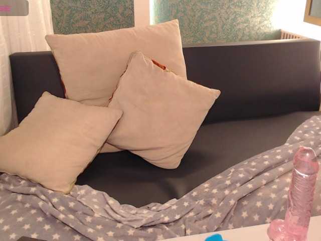 Miidnightt-Dessire live cam on BongaCams