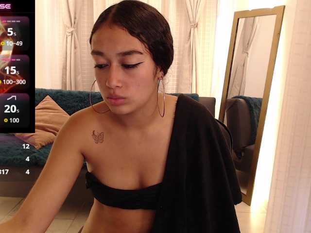Miidnightt-Dessire live cam on BongaCams