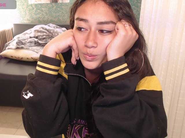 Miidnightt-Dessire