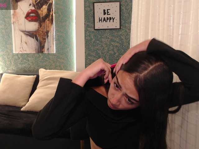 Miidnightt-Dessire live cam on BongaCams
