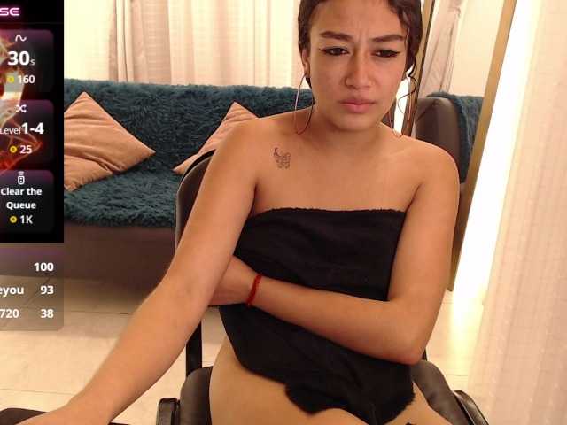 Miidnightt-Dessire live cam on BongaCams