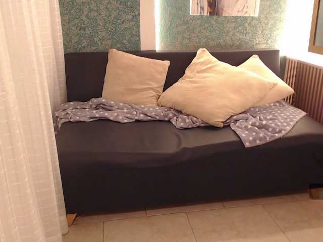 Miidnightt-Dessire