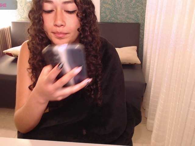 Miidnightt-Dessire live cam on BongaCams