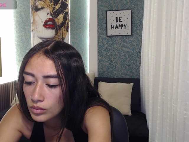 Miidnightt-Dessire live cam on BongaCams