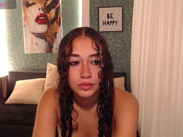 Miidnightt-Dessire live cam on BongaCams