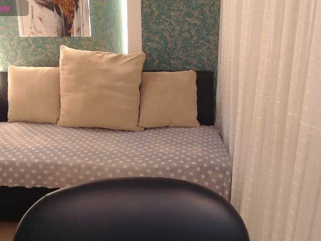 Miidnightt-Dessire live cam on BongaCams