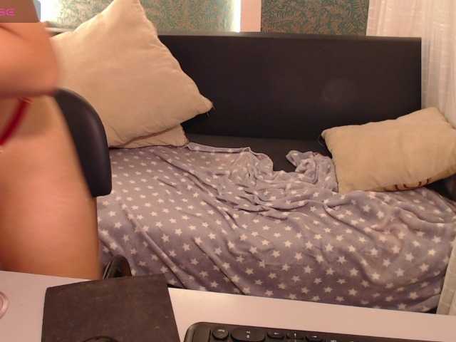 Miidnightt-Dessire